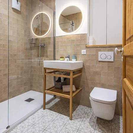 Lägenhet Sejour De Luxe Au Vieil & Proche